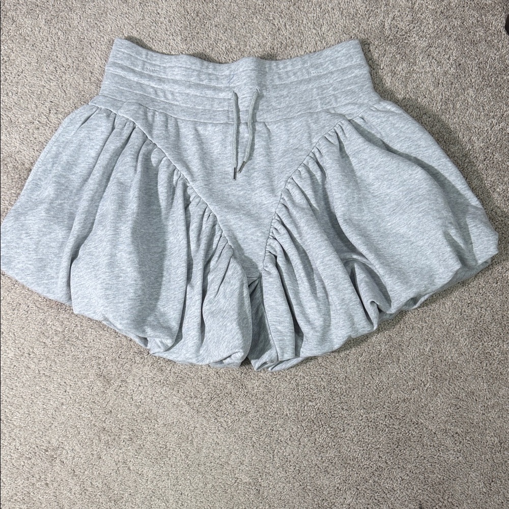 AKIRA Gray Women's bubble Shorts